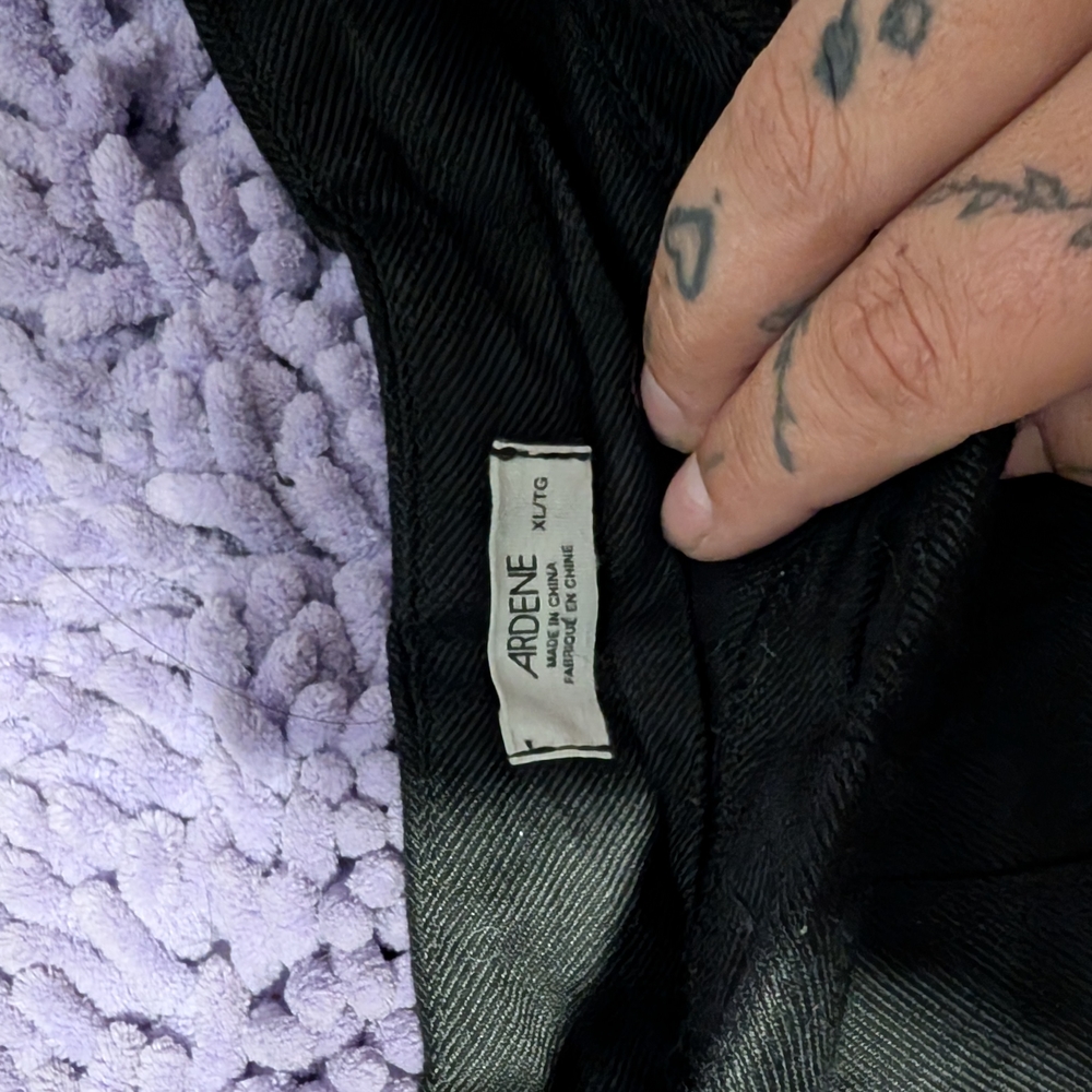 *Sold*Ardene Black Pleated Skater Skirt - Picture 4 of 6
